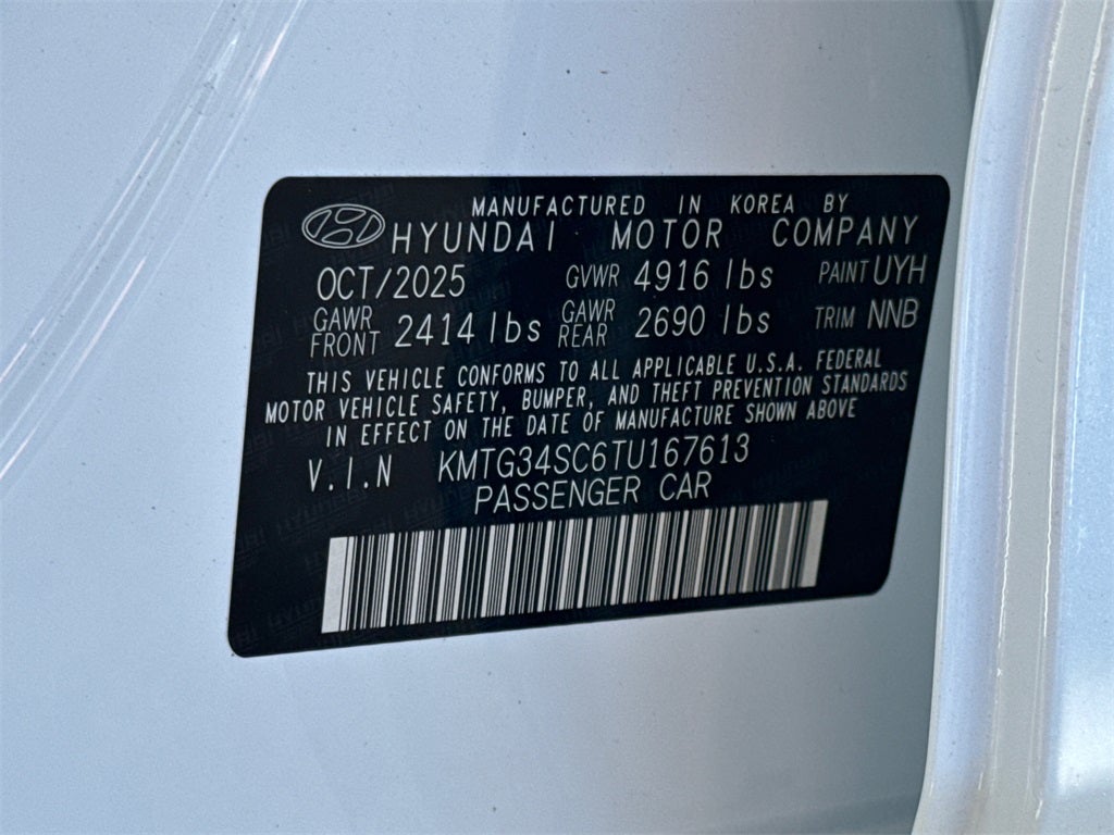 2026 Genesis G70 2.5T PRESTIGE