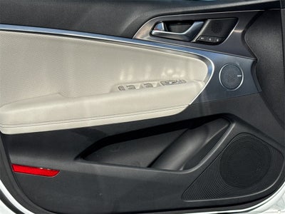 2025 Genesis G70 2.5T Sport Prestige