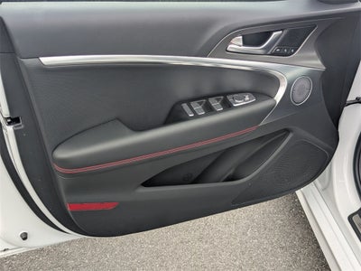 2025 Genesis G70 2.5T Sport Prestige