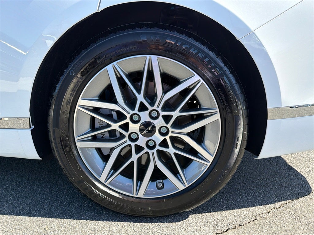 2025 Genesis G80 2.5T