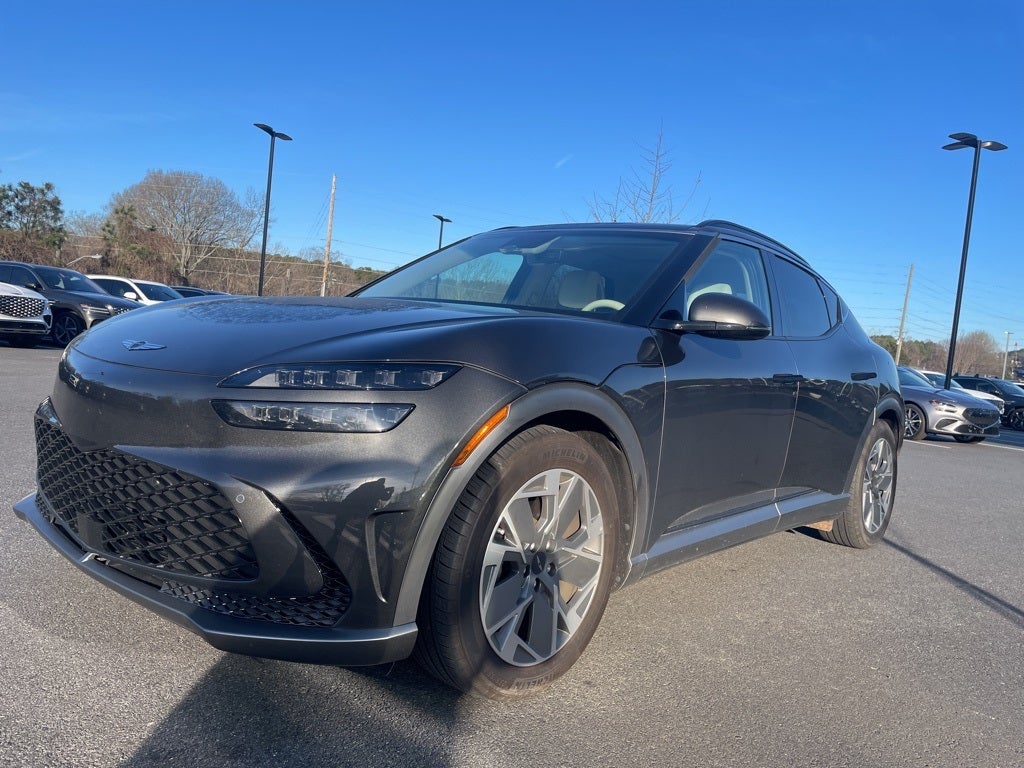 2024 Genesis GV60 Standard