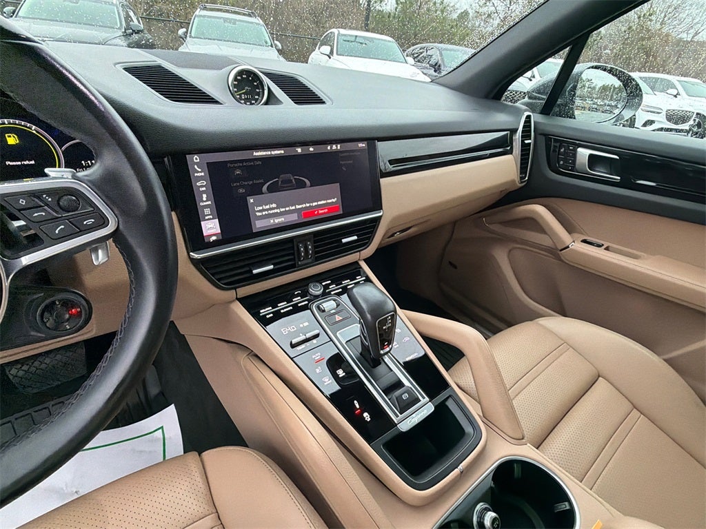 2021 Porsche Cayenne E-Hybrid Base