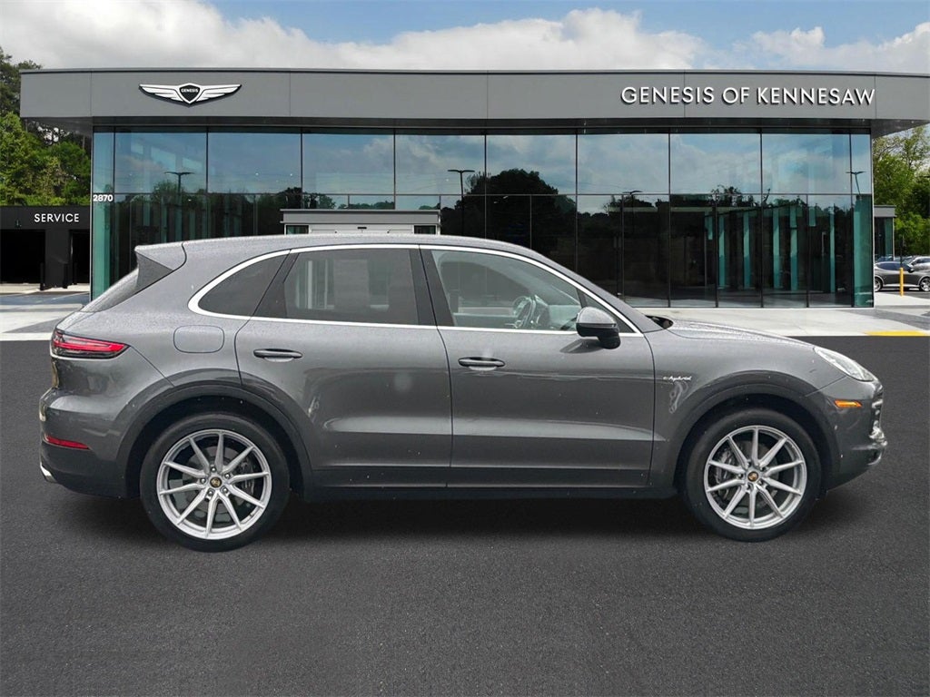 2021 Porsche Cayenne E-Hybrid Base