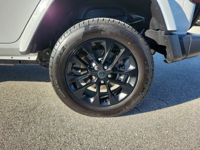 2024 Jeep Wrangler Sahara 4xe