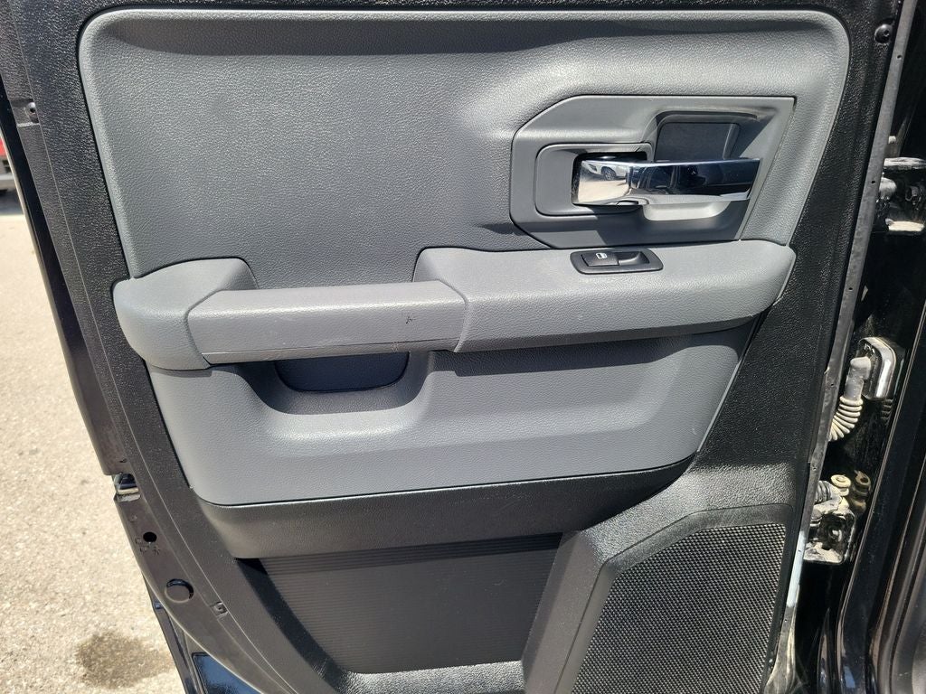 2024 RAM 1500 Classic SLT