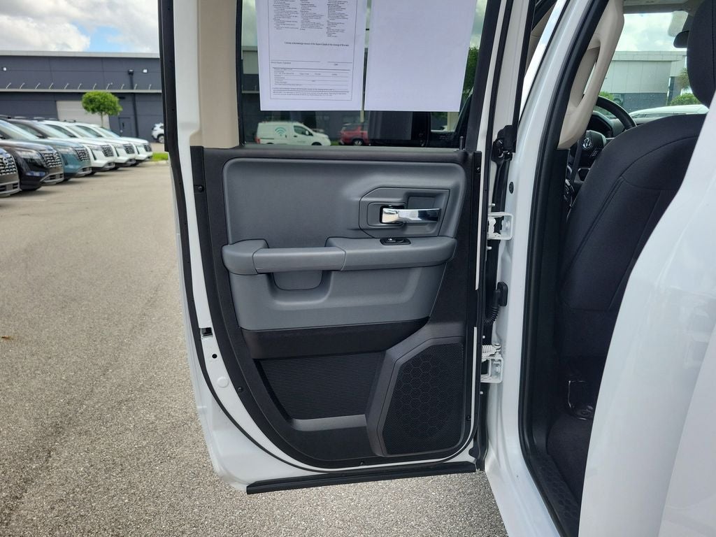 2024 RAM 1500 Classic SLT