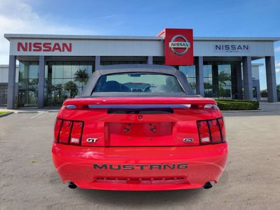 2004 Ford Mustang GT Deluxe