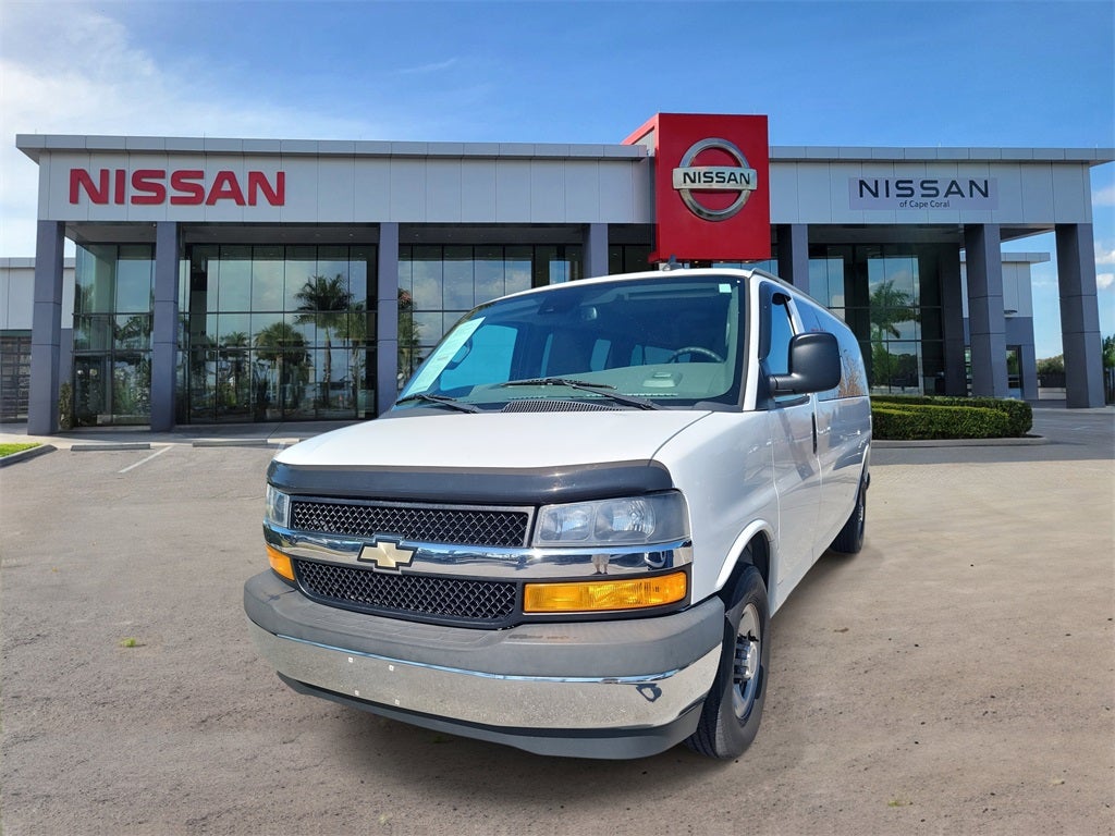 2019 Chevrolet Express 3500 LT Passenger