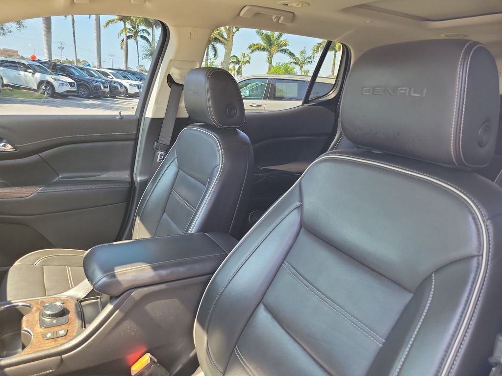 2021 GMC Acadia Denali