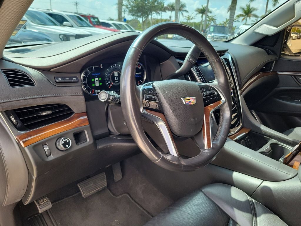 2020 Cadillac Escalade Luxury