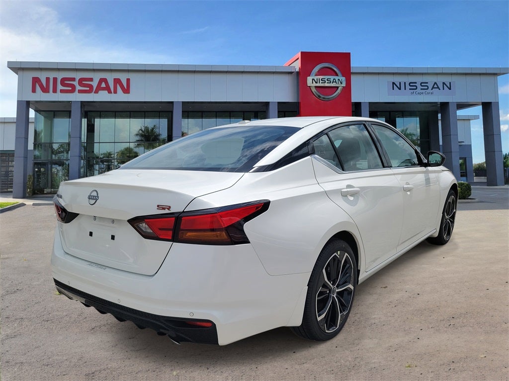 2025 Nissan Altima 2.5 SR