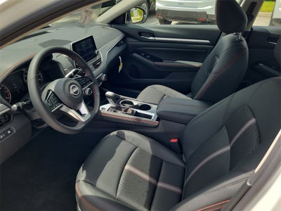 2025 Nissan Altima 2.5 SR