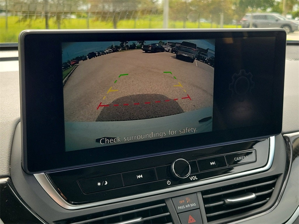 2025 Nissan Altima 2.5 SR