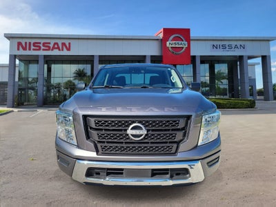 2023 Nissan Titan SV