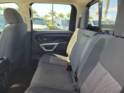 2021 Nissan Titan SV