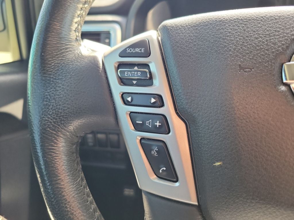 2021 Nissan Titan SV