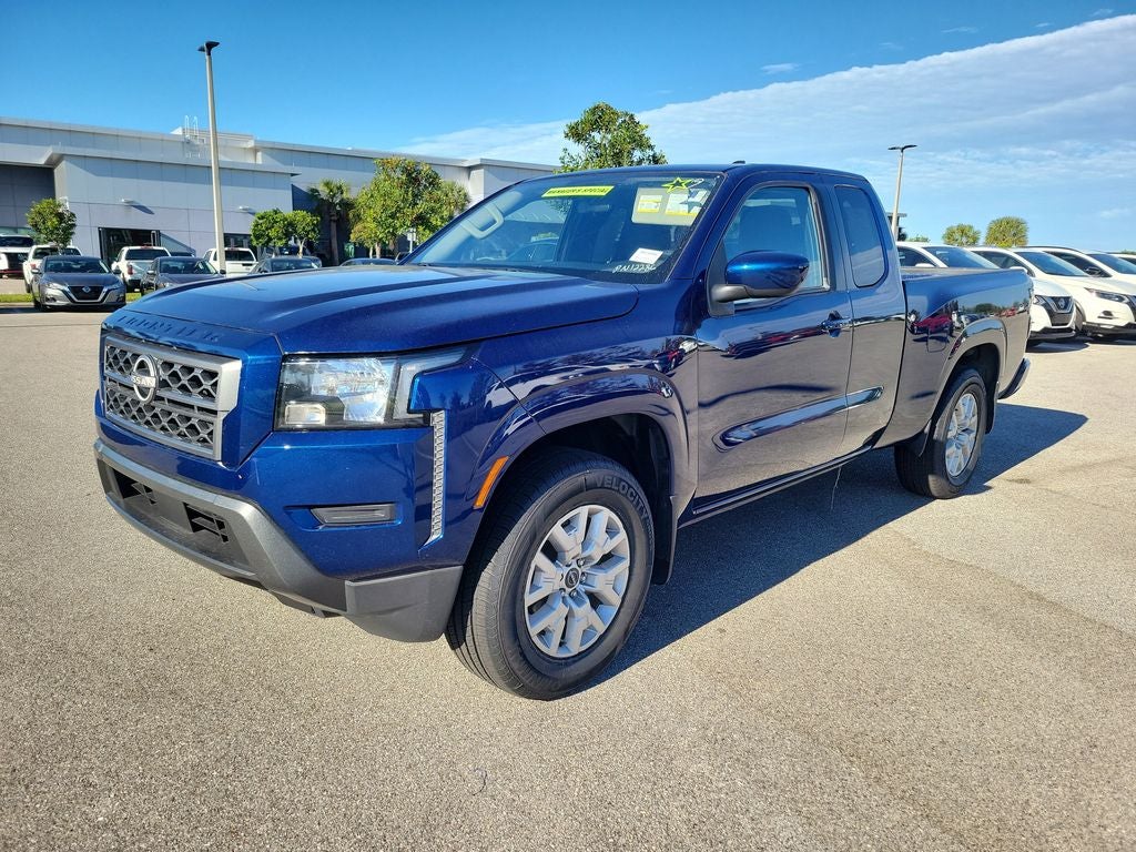 2023 Nissan Frontier SV