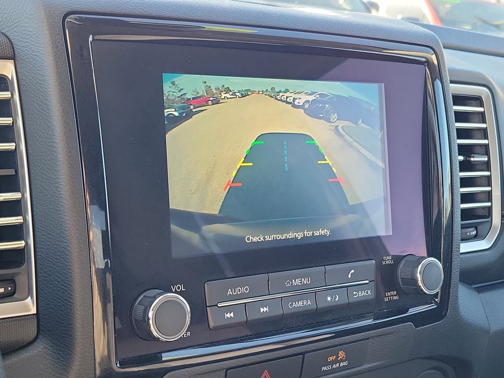 2023 Nissan Frontier SV