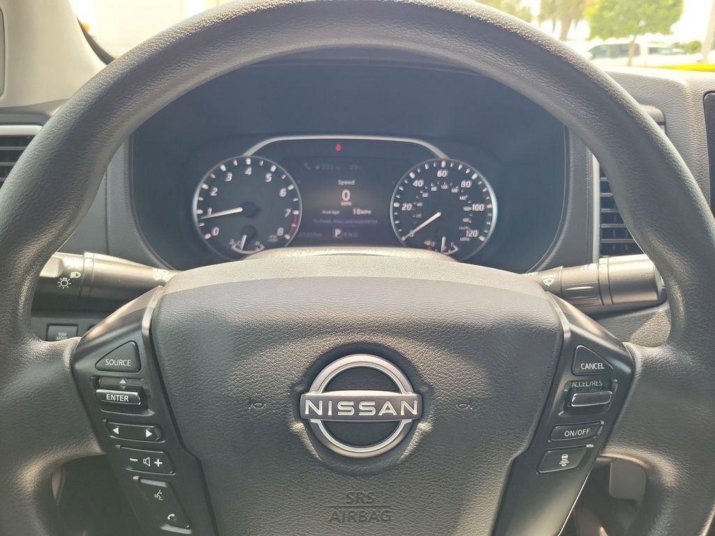 2022 Nissan Frontier SV