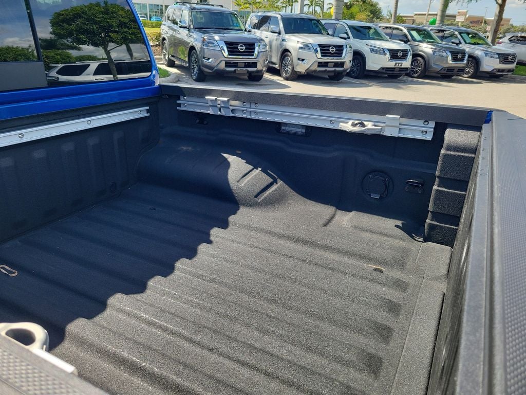 2024 Nissan Frontier SV