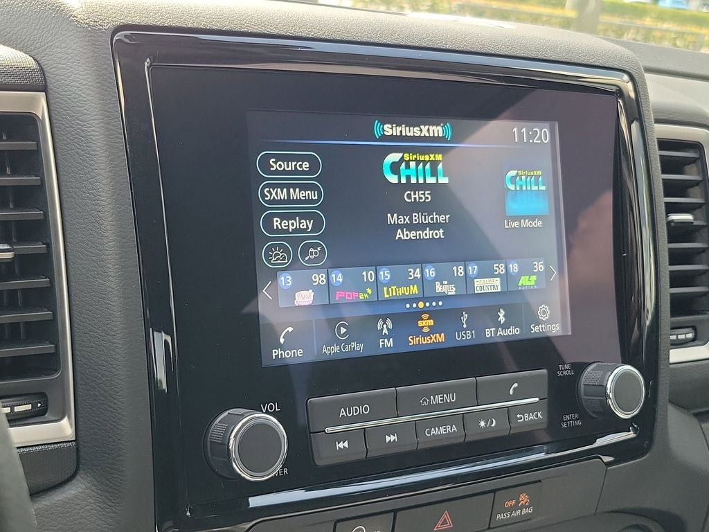 2024 Nissan Frontier SV