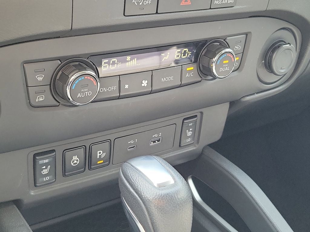 2024 Nissan Frontier SV