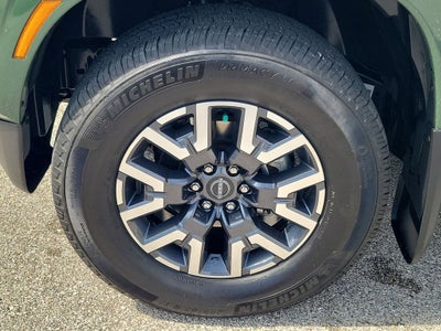 2025 Nissan Frontier SL