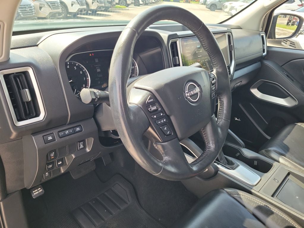 2025 Nissan Frontier SL