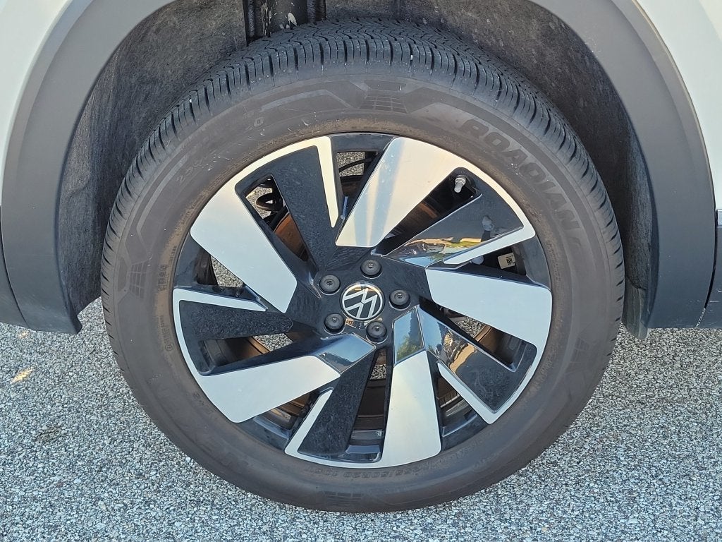 2024 Volkswagen Atlas Cross Sport 2.0T SEL