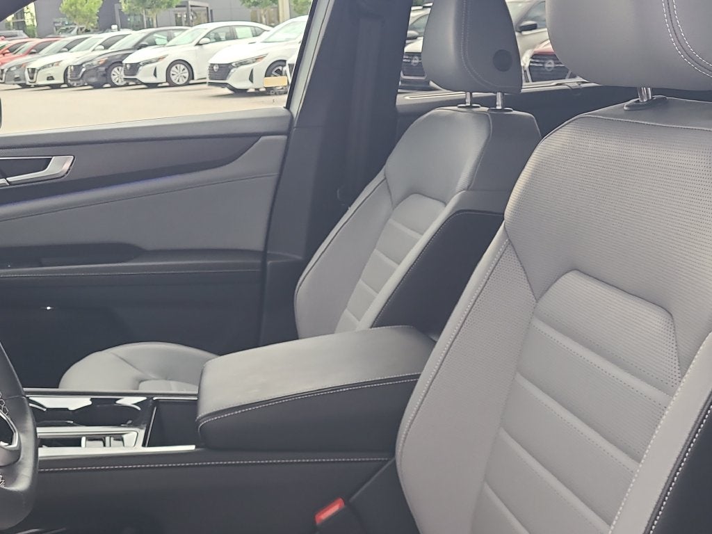 2024 Volkswagen Atlas Cross Sport 2.0T SEL