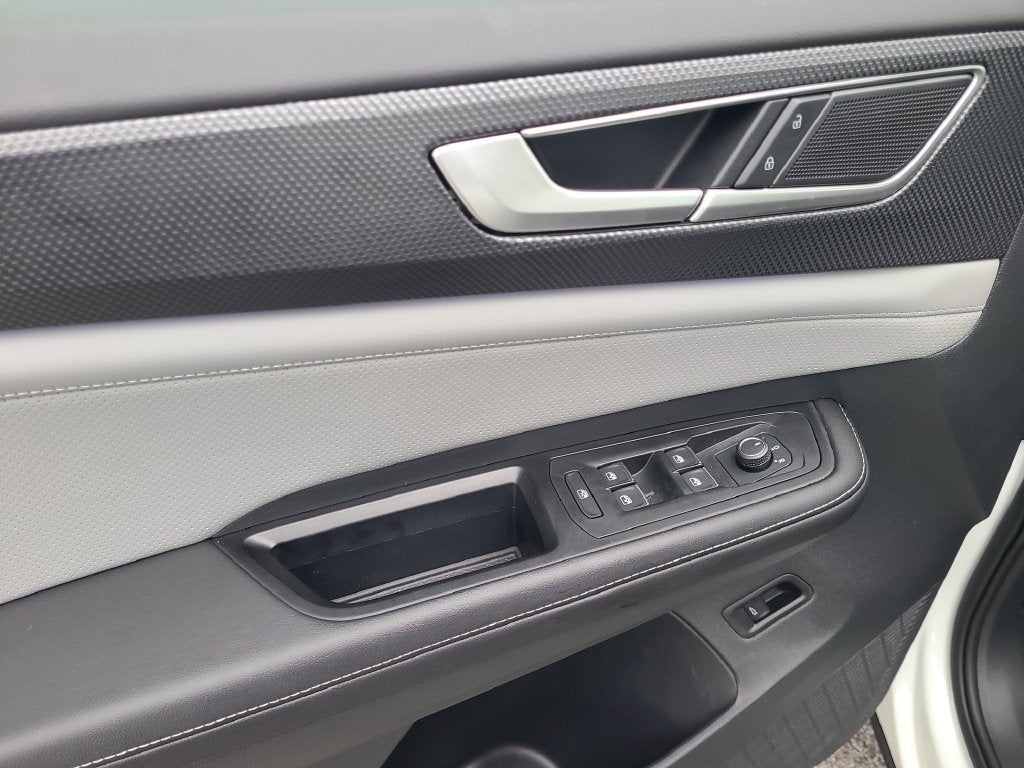 2024 Volkswagen Atlas Cross Sport 2.0T SEL