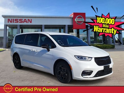 2024 Chrysler Pacifica Hybrid Select