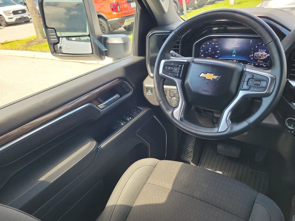 2025 Chevrolet Silverado 2500HD LT