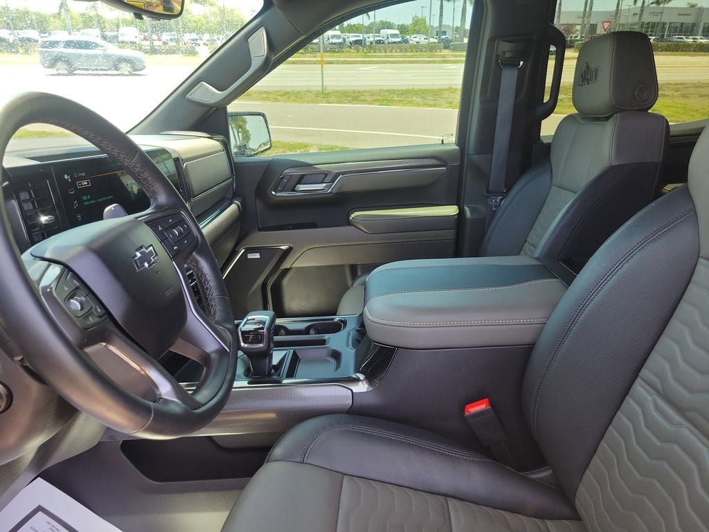 2024 Chevrolet Silverado 1500 ZR2