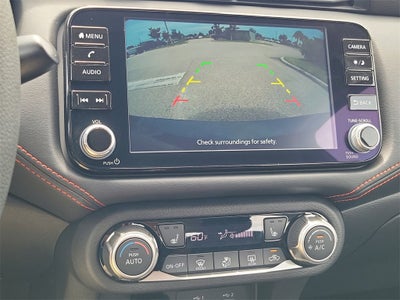 2025 Nissan Versa 1.6 SR