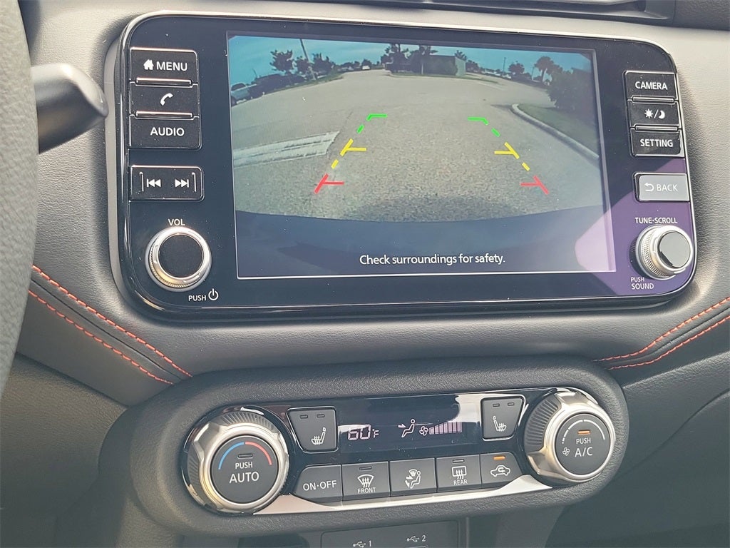 2025 Nissan Versa 1.6 SR