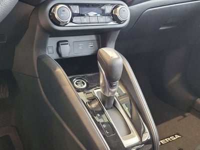 2025 Nissan Versa 1.6 SR