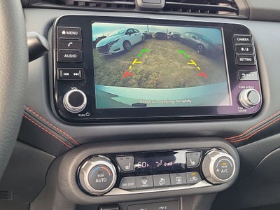 2025 Nissan Versa 1.6 SR