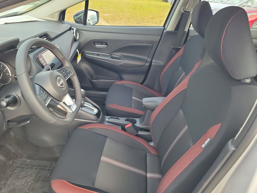 2025 Nissan Versa 1.6 SR