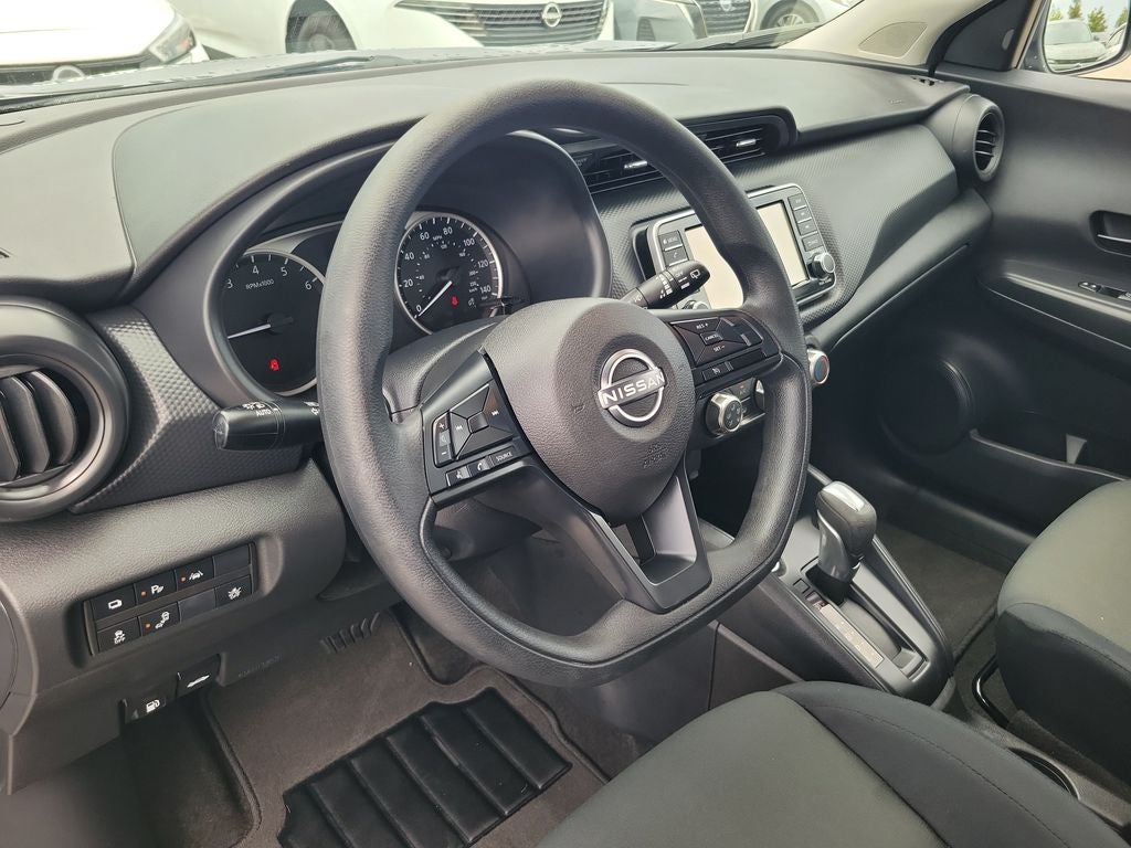 2024 Nissan Kicks S