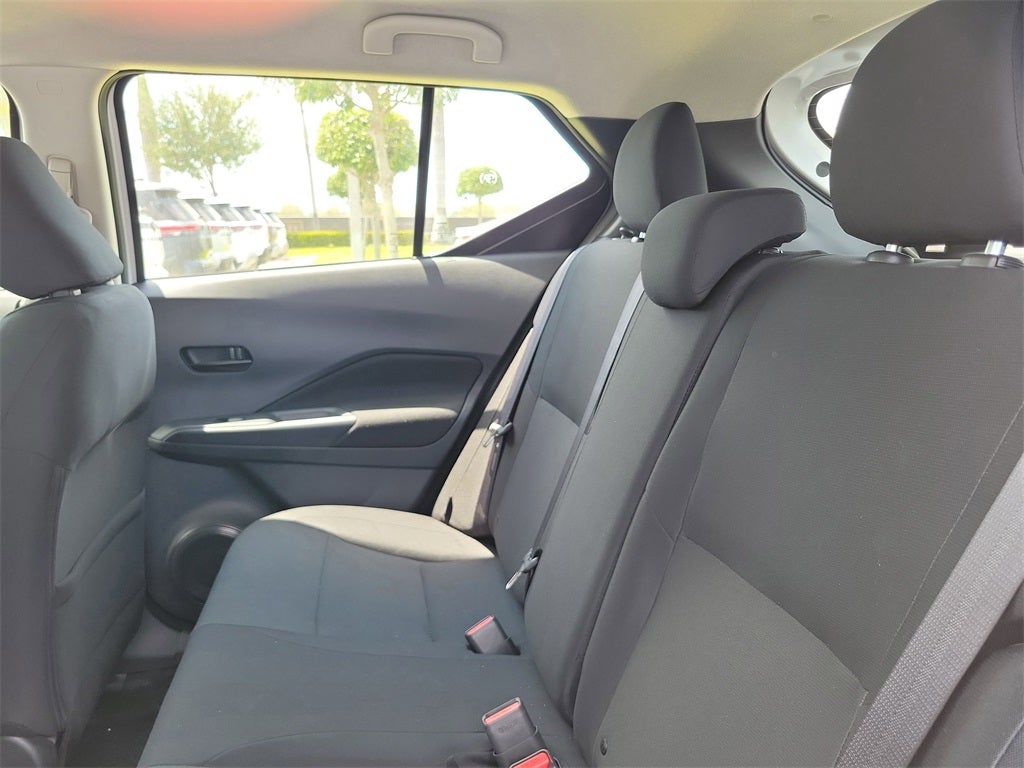 2025 Nissan Kicks Play S