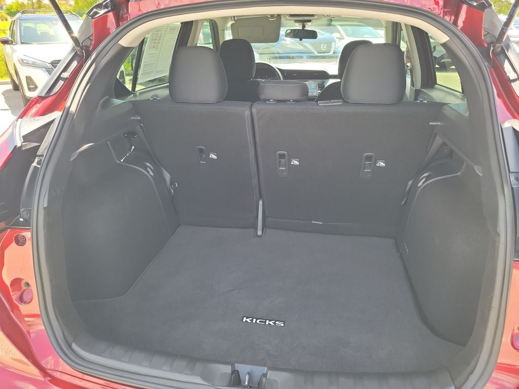 2023 Nissan Kicks SV