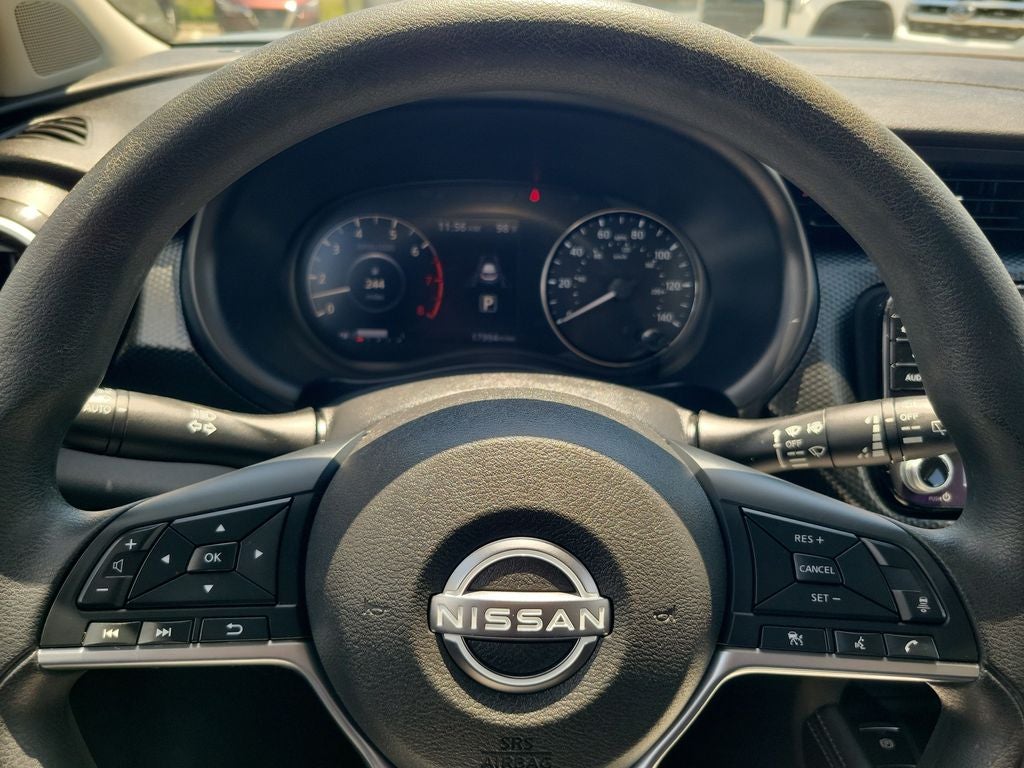 2023 Nissan Kicks SV