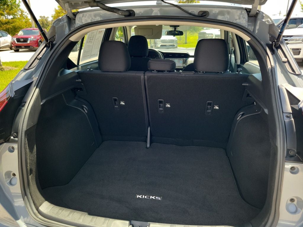 2023 Nissan Kicks SV