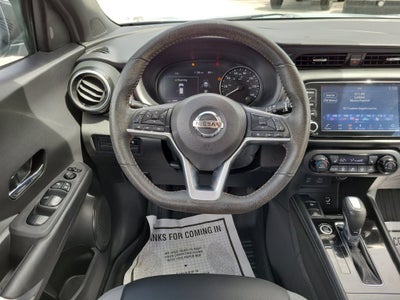 2021 Nissan Kicks SR