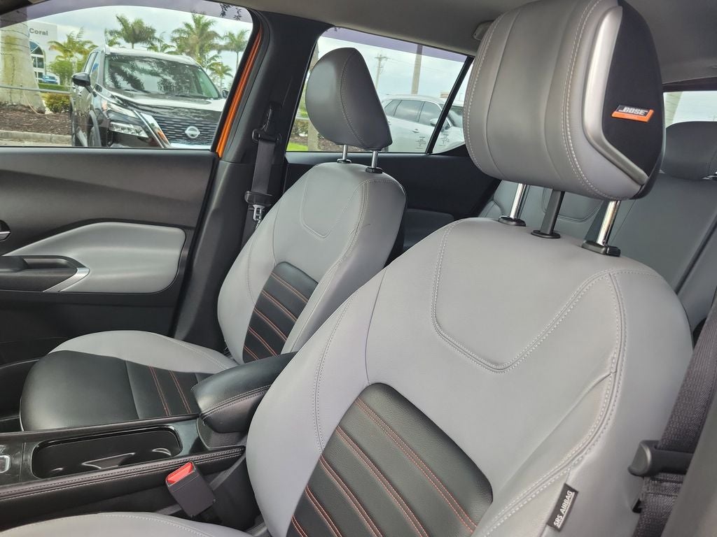2023 Nissan Kicks SR