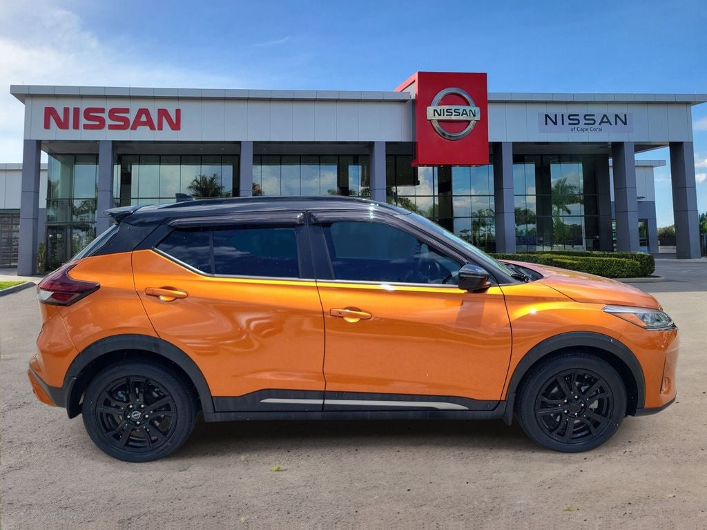2023 Nissan Kicks SR
