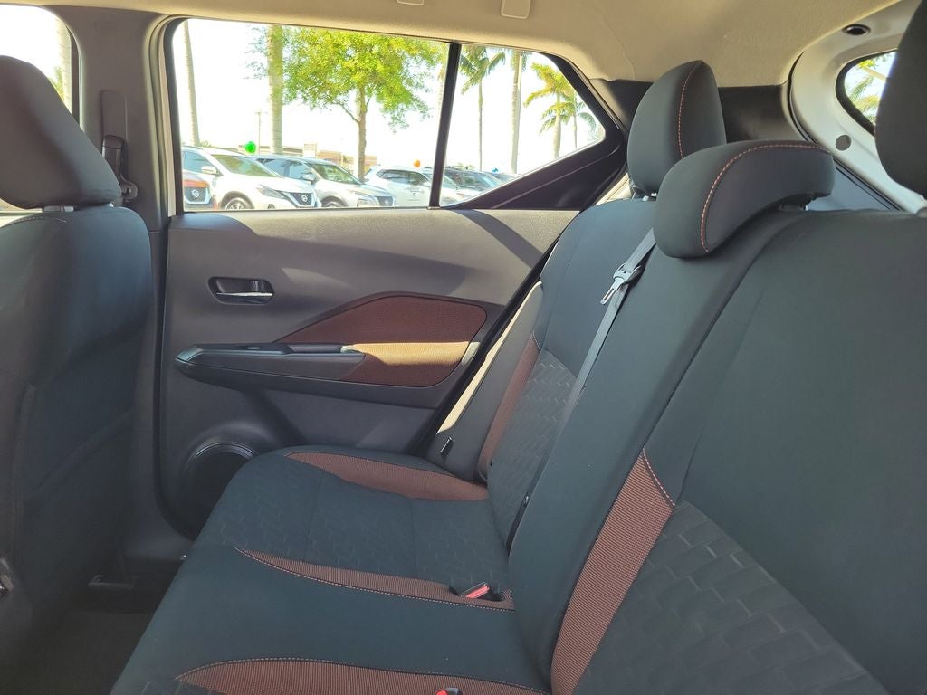 2024 Nissan Kicks SR