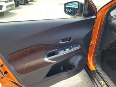 2023 Nissan Kicks SR