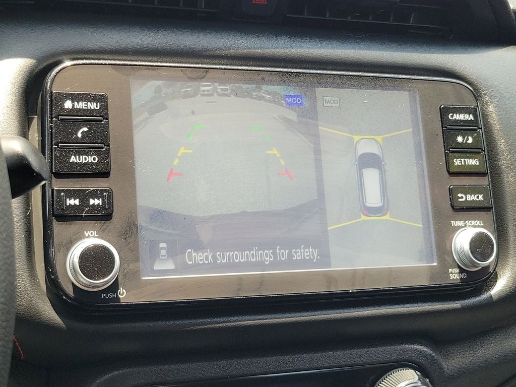 2023 Nissan Kicks SR